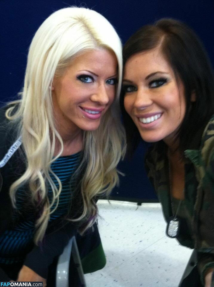 Angelina Love Desnudo Foto filtrada #1