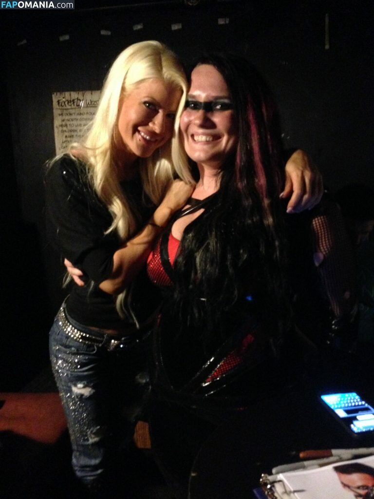 Angelina Love Desnudo Foto filtrada #3