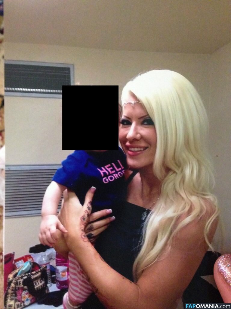 Angelina Love Desnudo Foto filtrada #33