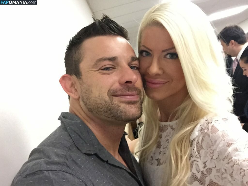 Angelina Love Desnudo Foto filtrada #118
