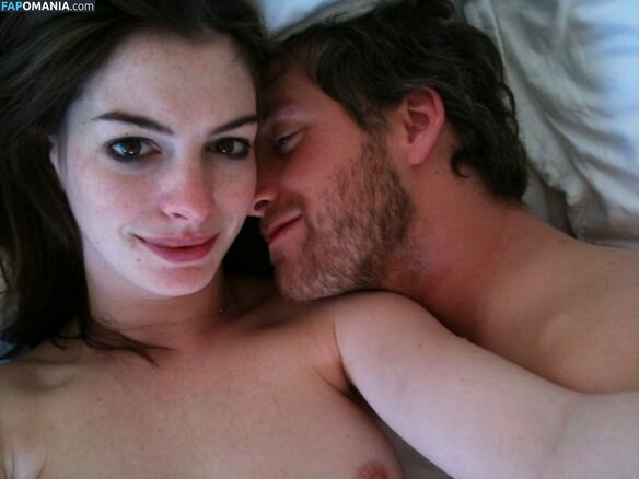Anne Hathaway Desnudo Foto filtrada #7