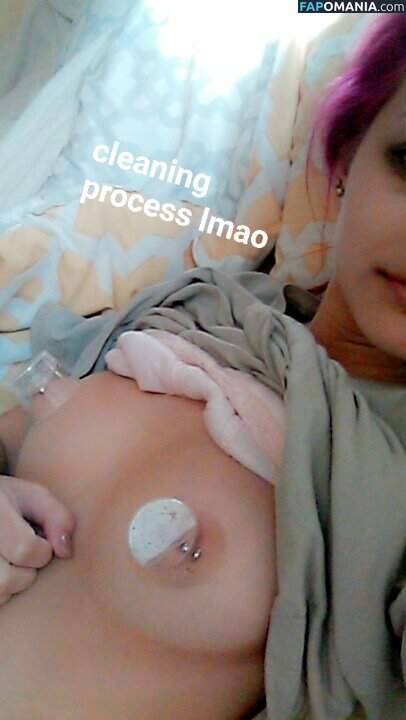 Ariela Barer Desnudo Foto filtrada #12