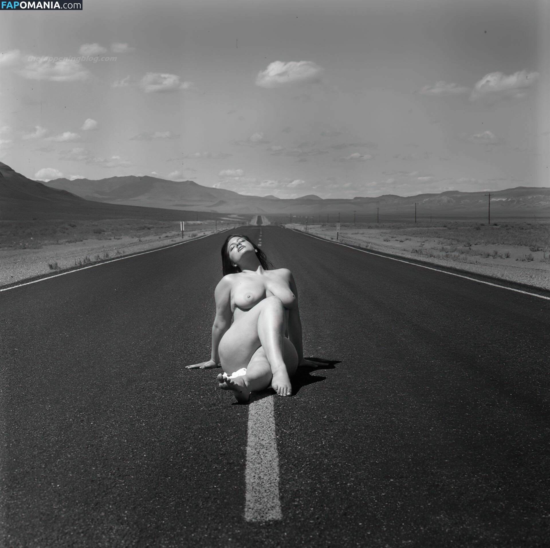 Ashley Graham Desnudo Foto filtrada #17