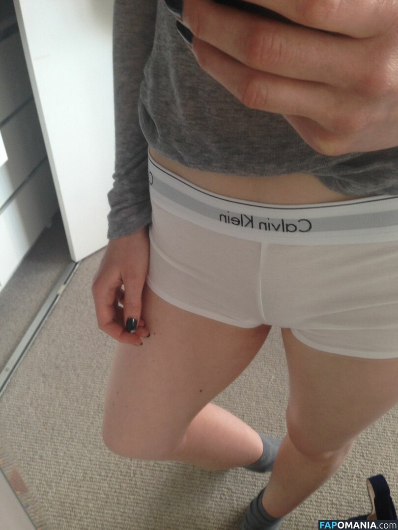 Bonnie Wright Desnudo Foto filtrada #20