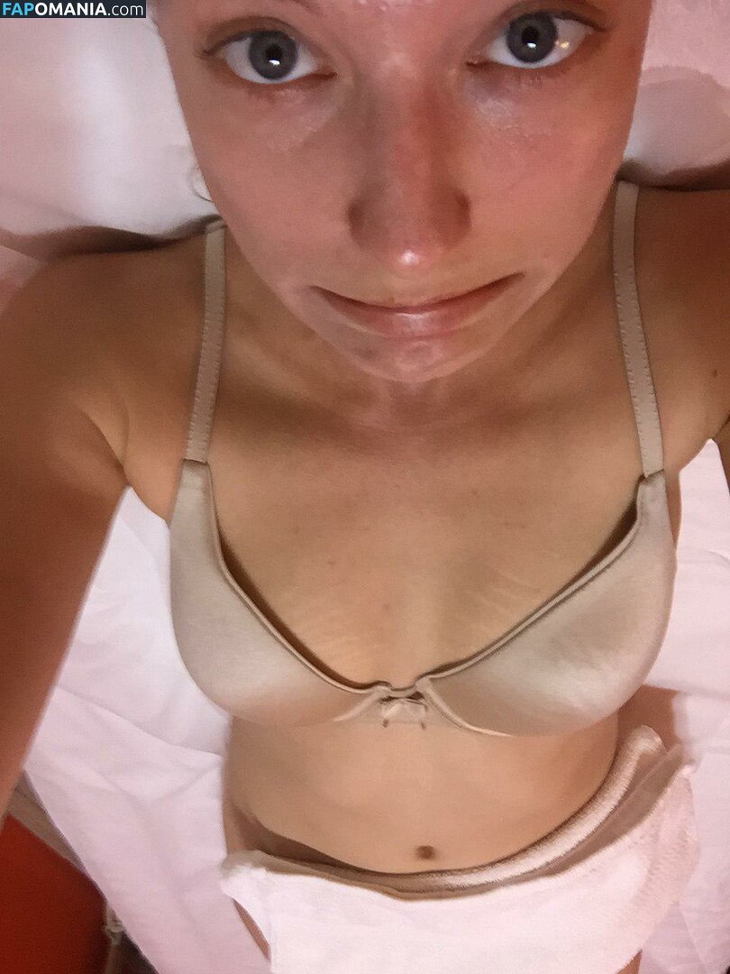 Caitlin Gerard Desnudo Foto filtrada #19