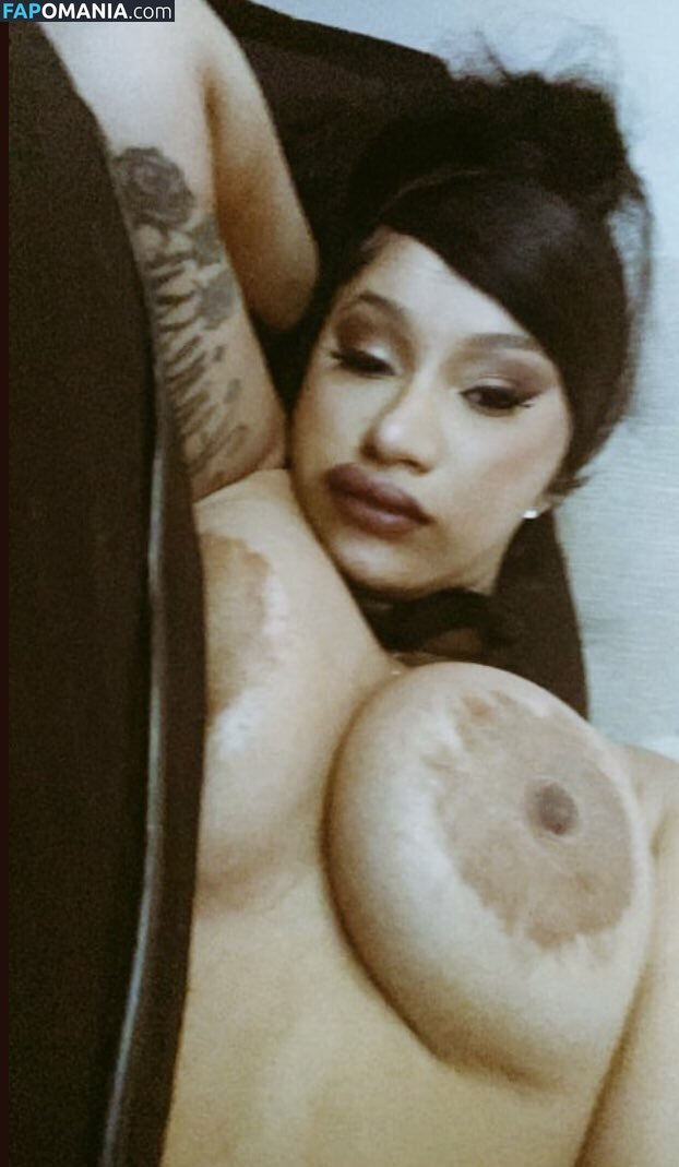 Cardi B Desnudo Foto filtrada #1