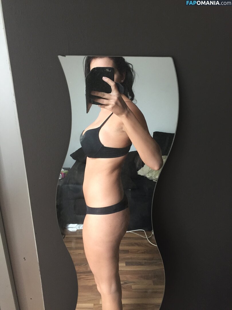 Carina Schwarz Desnudo Foto filtrada #181