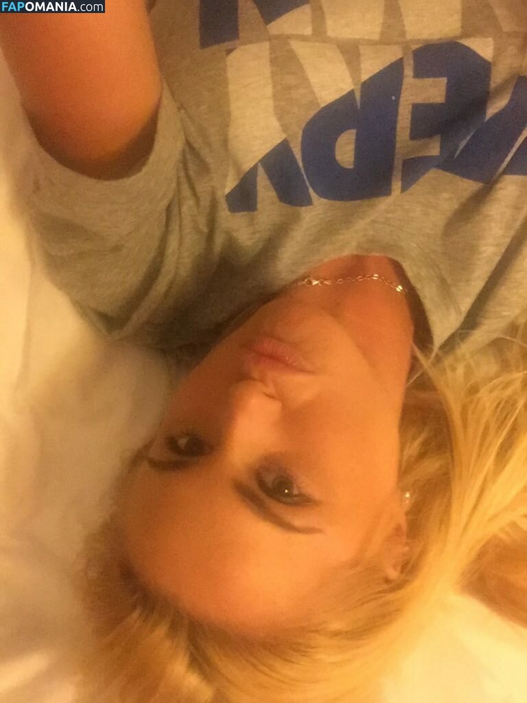 Carly Booth Desnudo Foto filtrada #45