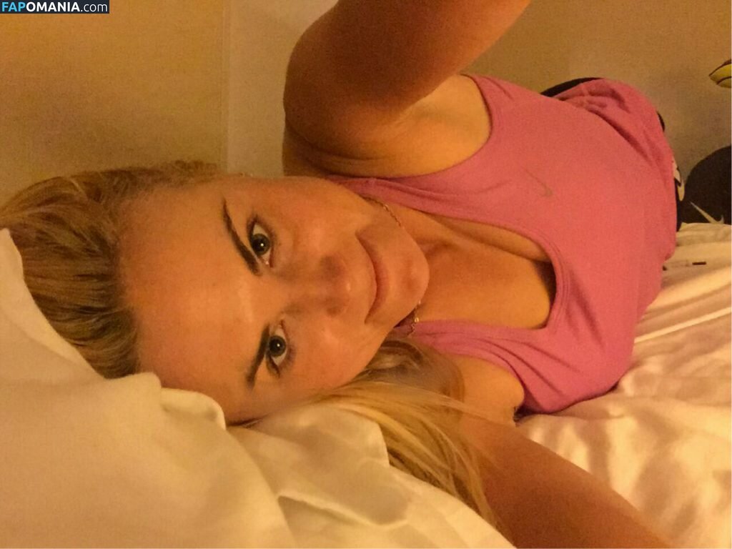 Carly Booth Desnudo Foto filtrada #54