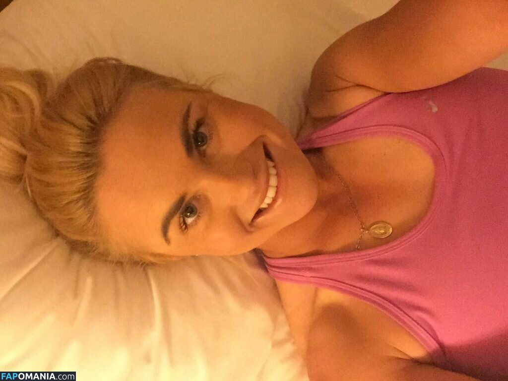 Carly Booth Desnudo Foto filtrada #58