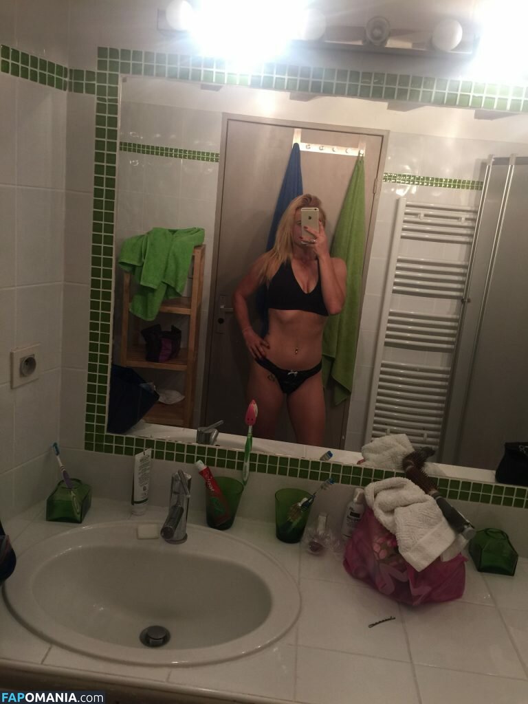 Carly Booth Desnudo Foto filtrada #73