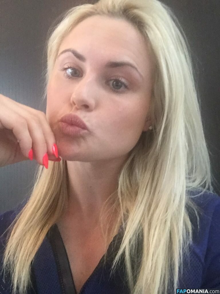 Carly Booth Desnudo Foto filtrada #74