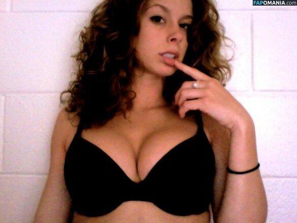 Carly Simmons Desnudo Foto filtrada #15