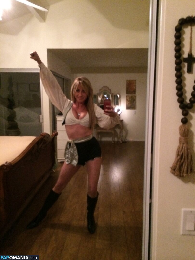 Carrie Michalka Desnudo Foto filtrada #93