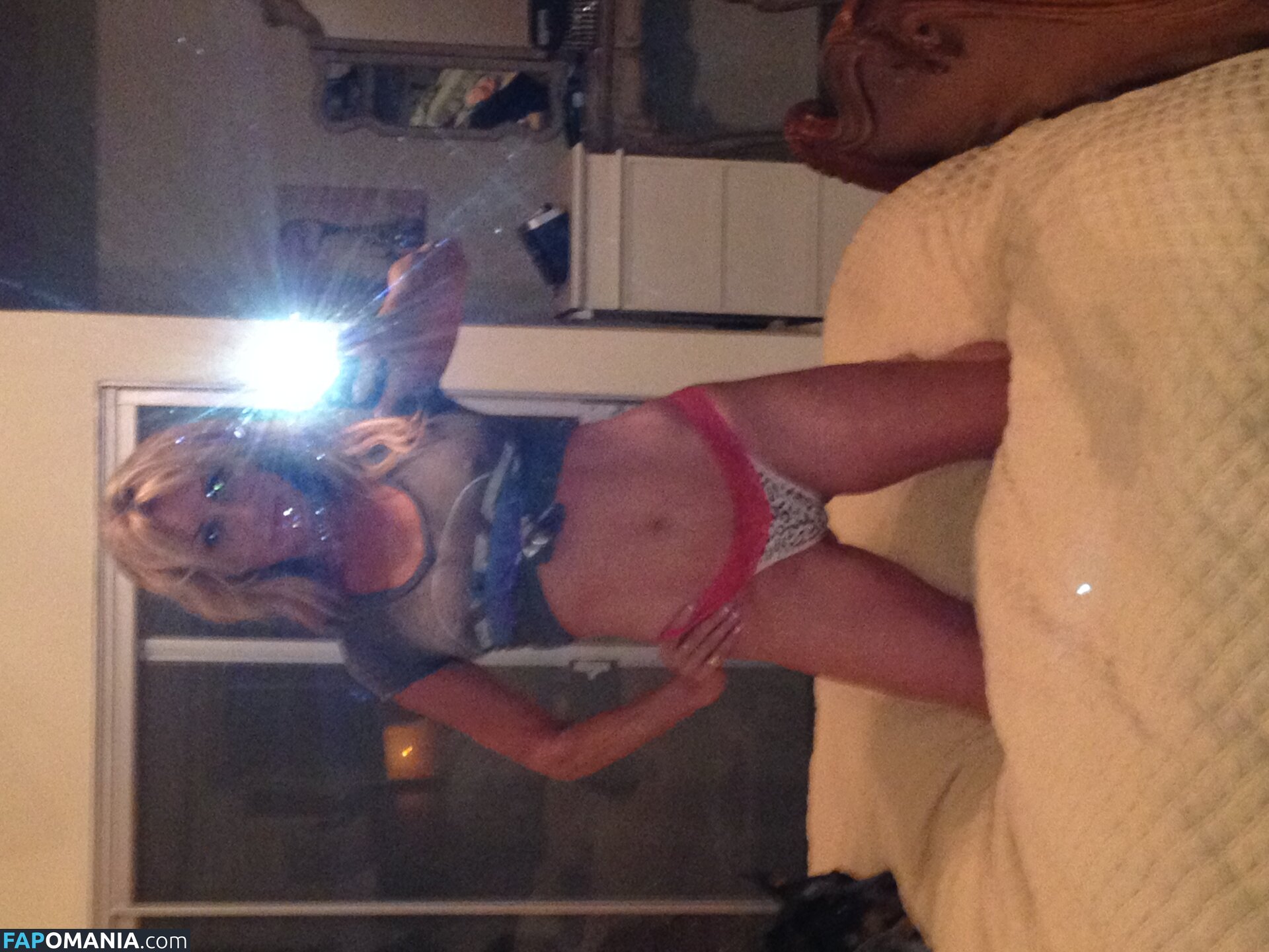 Carrie Michalka Desnudo Foto filtrada #166