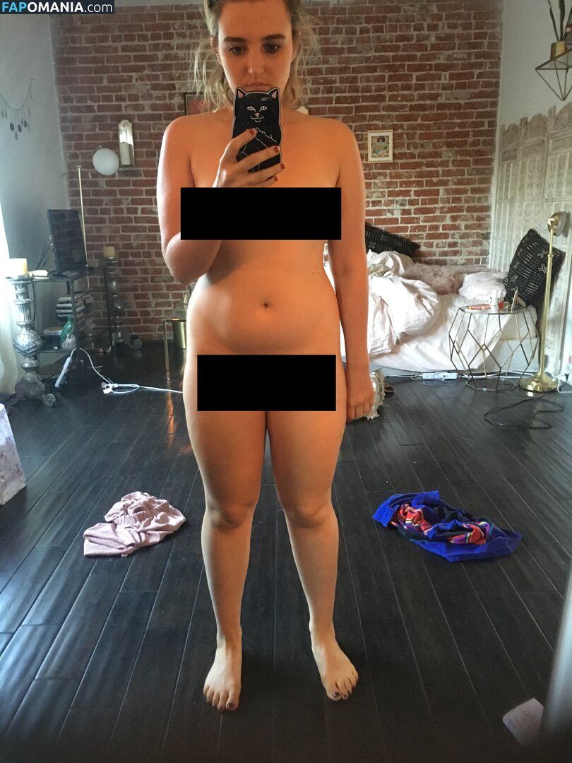 Chloe Fineman Desnudo Foto filtrada #3