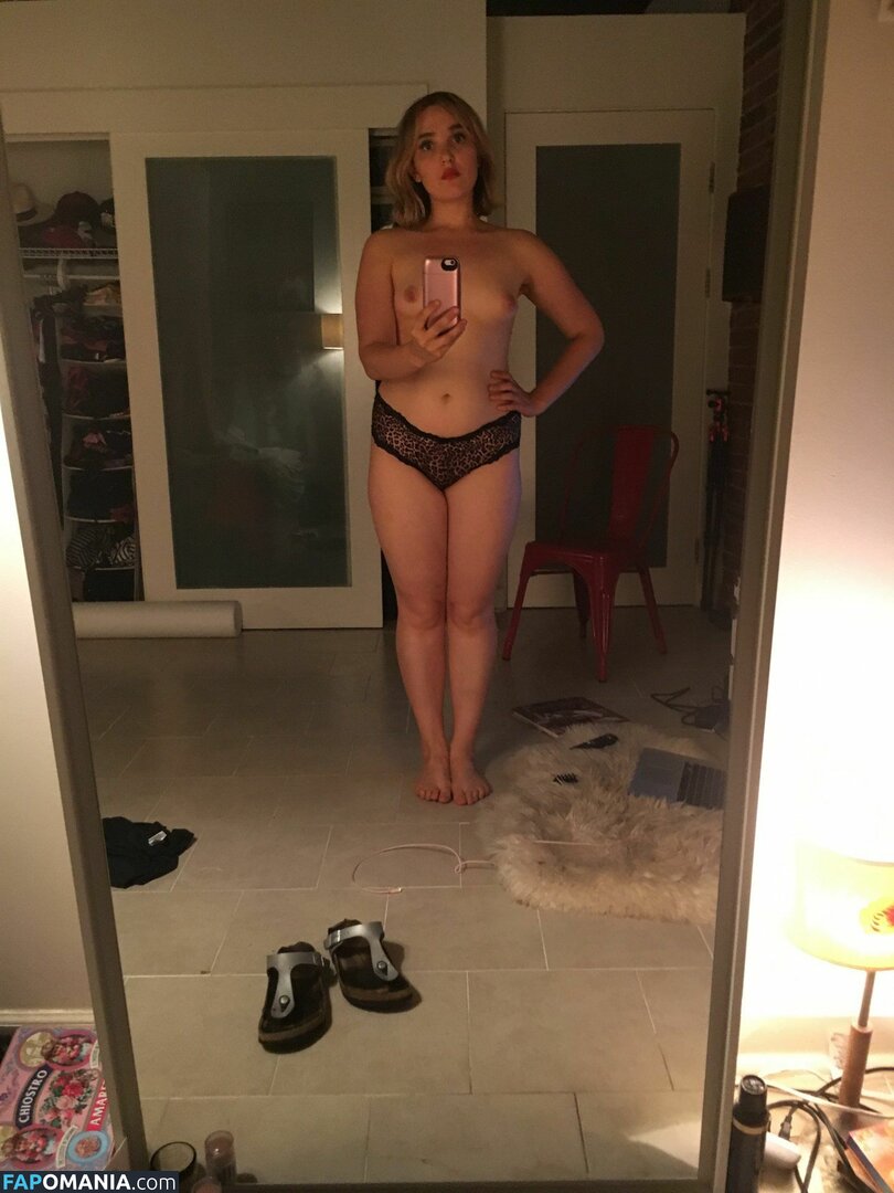 Chloe Fineman Desnudo Foto filtrada #18
