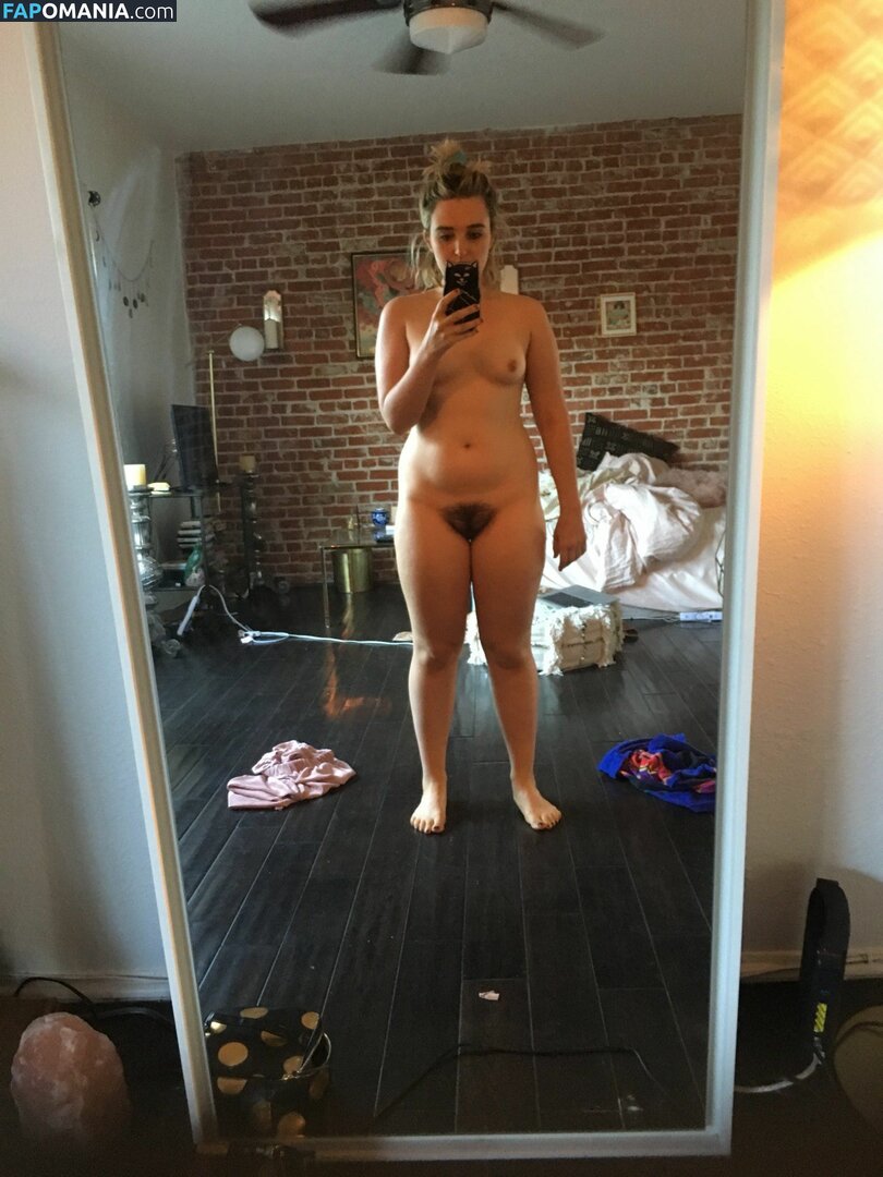 Chloe Fineman Desnudo Foto filtrada #29
