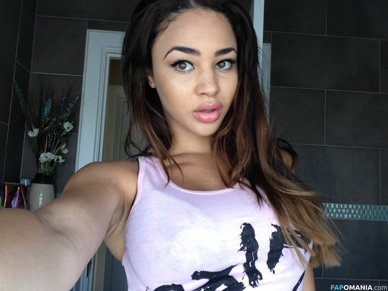 Courtnie Quinlan Desnudo Foto filtrada #157