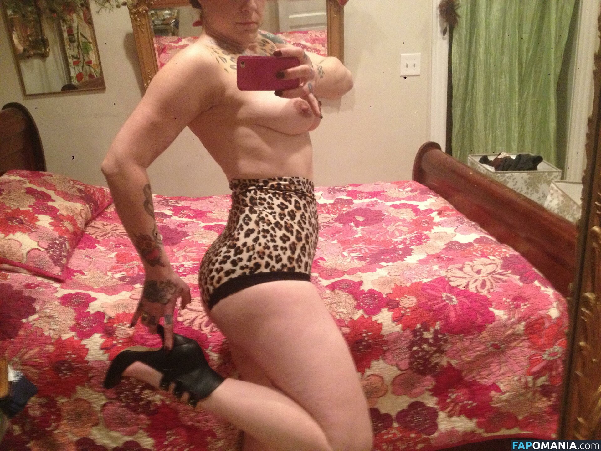 Danielle Colby Desnudo Foto filtrada #5