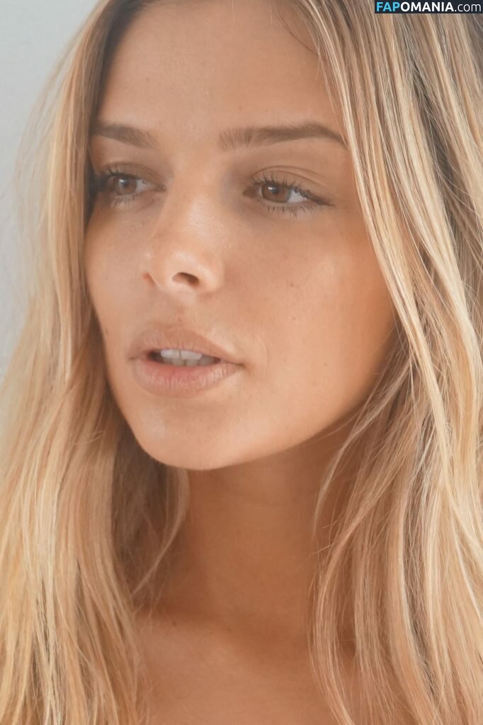 Danielle Knudson Desnudo Foto filtrada #252