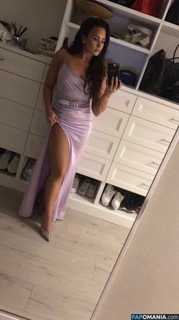 Demi Lovato Desnudo Foto filtrada #35