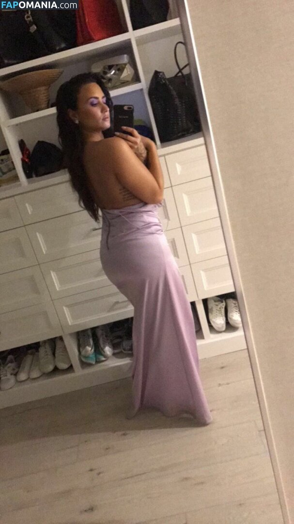 Demi Lovato Desnudo Foto filtrada #36