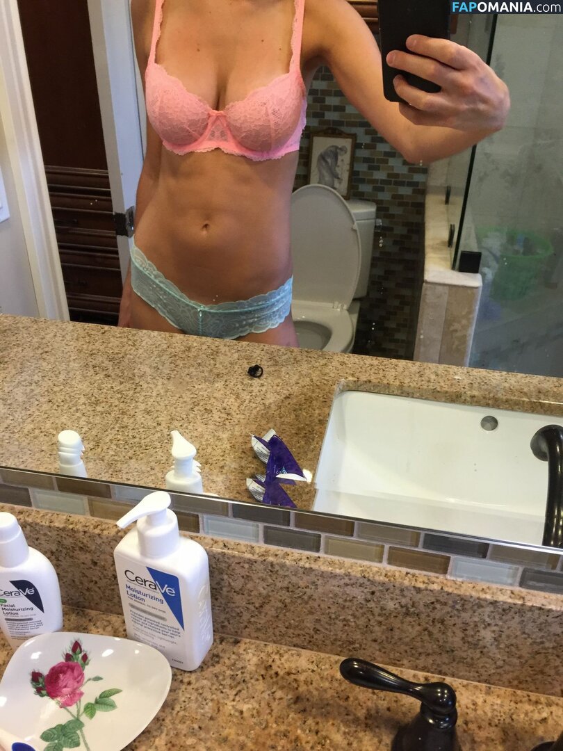 Elizabeth Turner Desnudo Foto filtrada #59