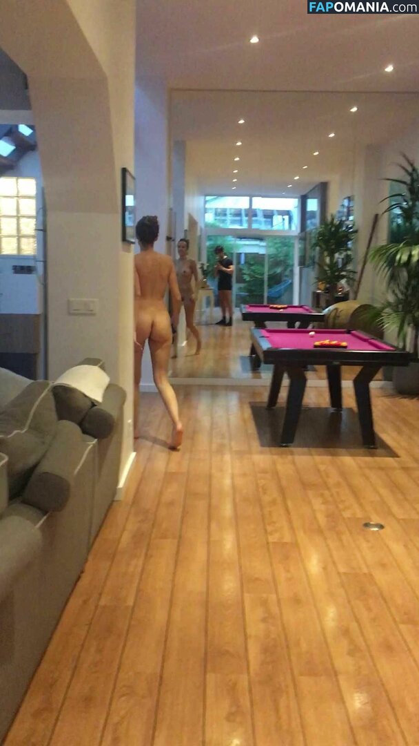 Elodie Fontan Desnudo Foto filtrada #5