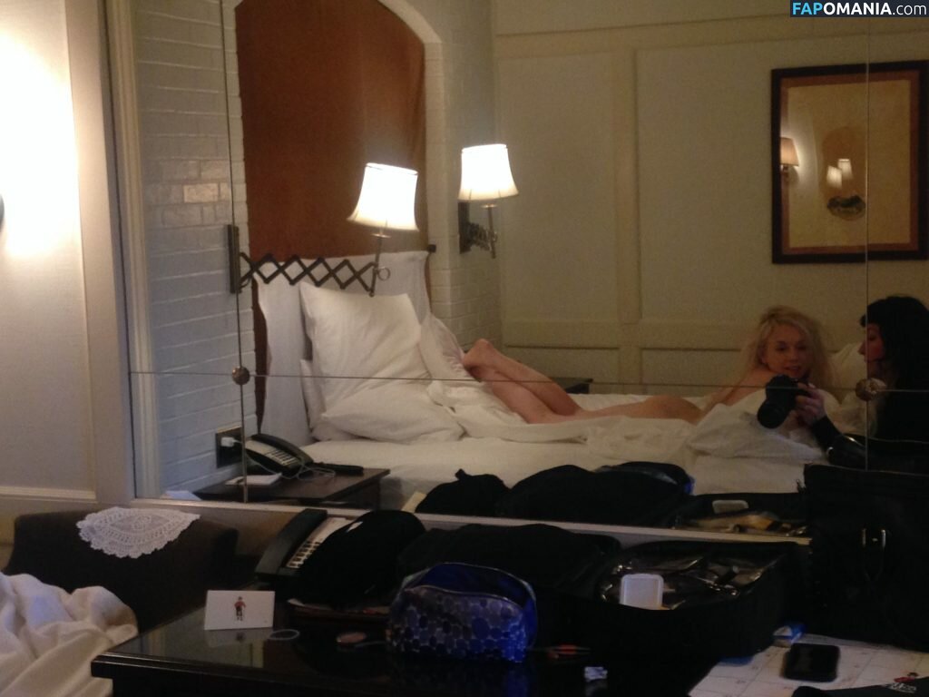 Emily Kinney Desnudo Foto filtrada #9