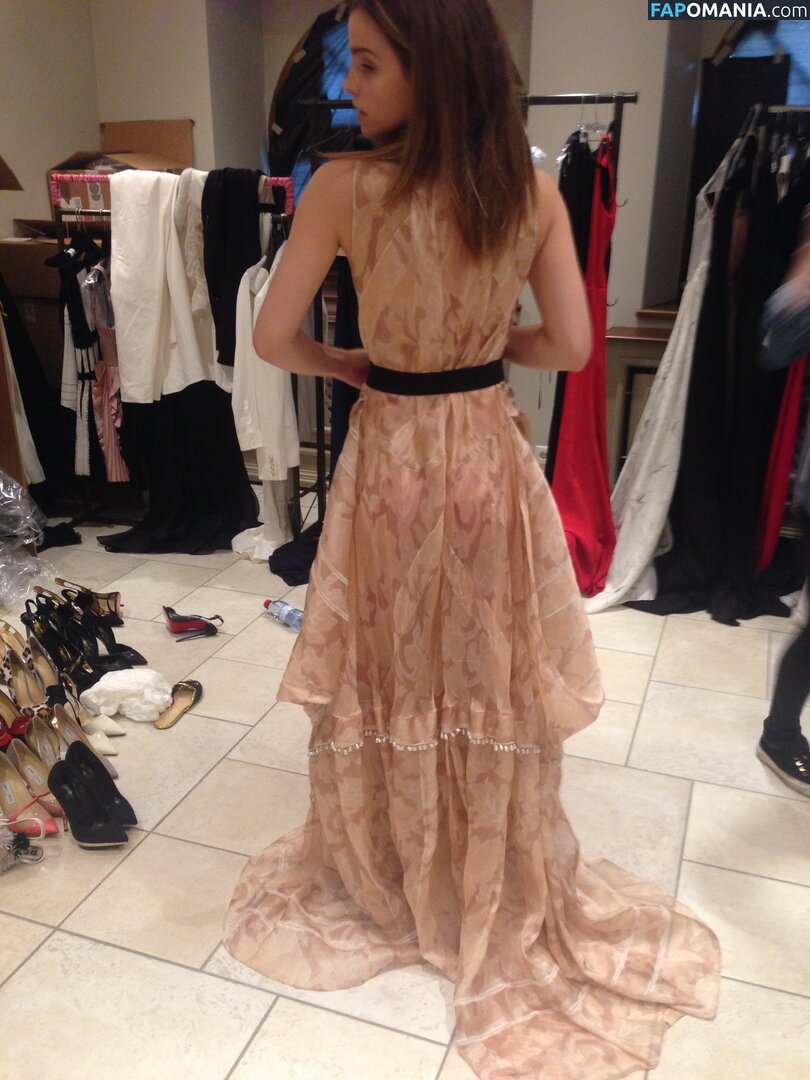 Emma Watson Desnudo Foto filtrada #99