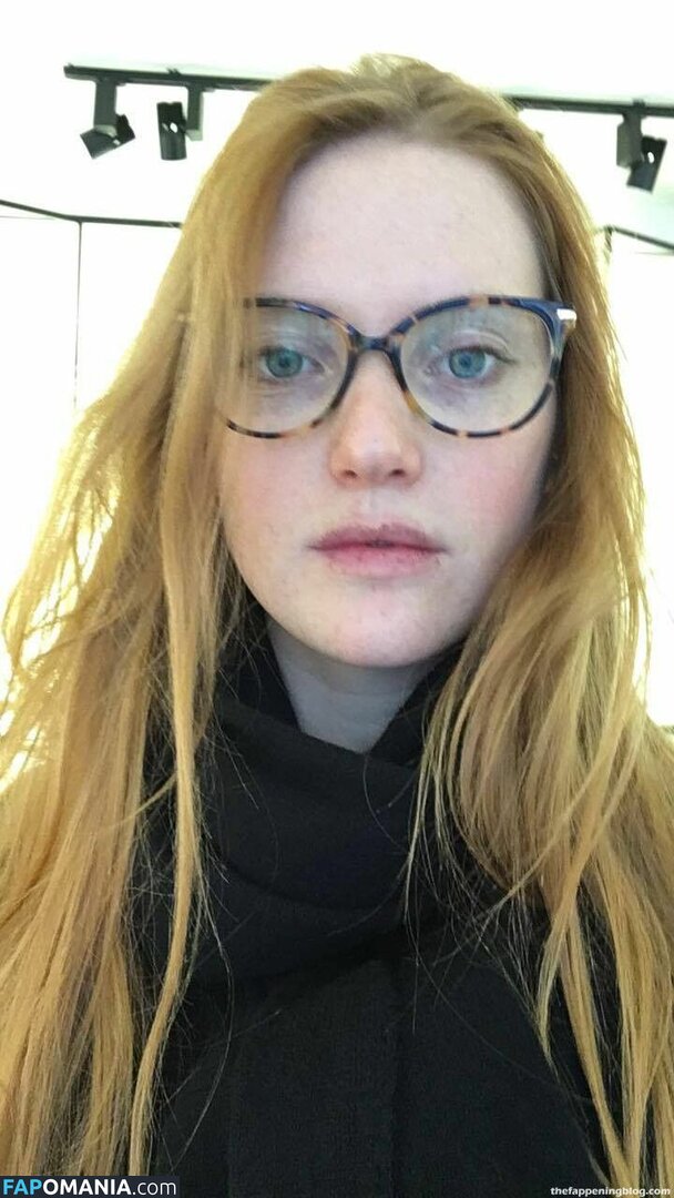 Fleur Geffrier Desnudo Foto filtrada #24