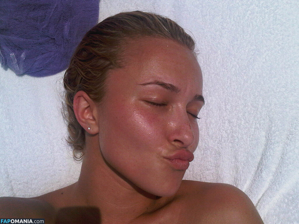 Hayden Panettiere Desnudo Foto filtrada #15