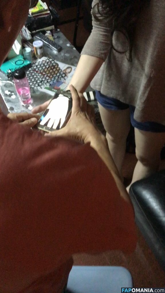 Janella Ooi Desnudo Foto filtrada #19