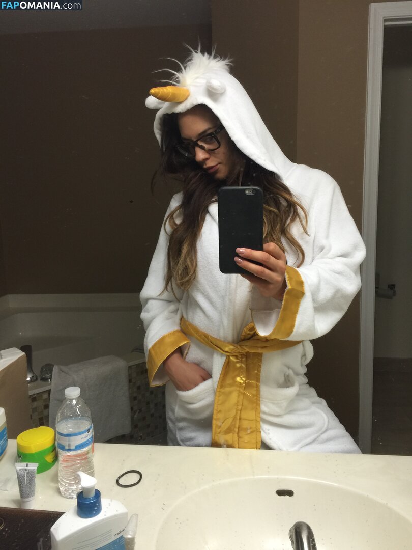 Kaitlyn WWE Desnudo Foto filtrada #75