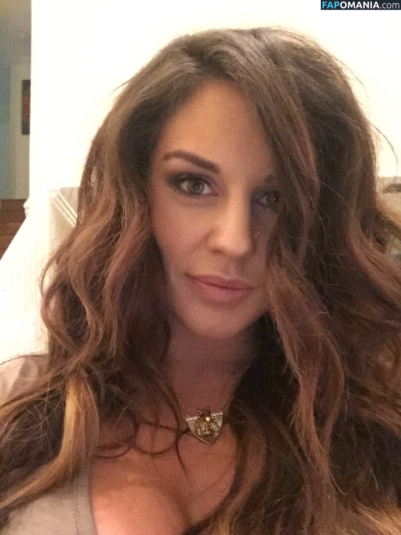 Kaitlyn WWE Desnudo Foto filtrada #126