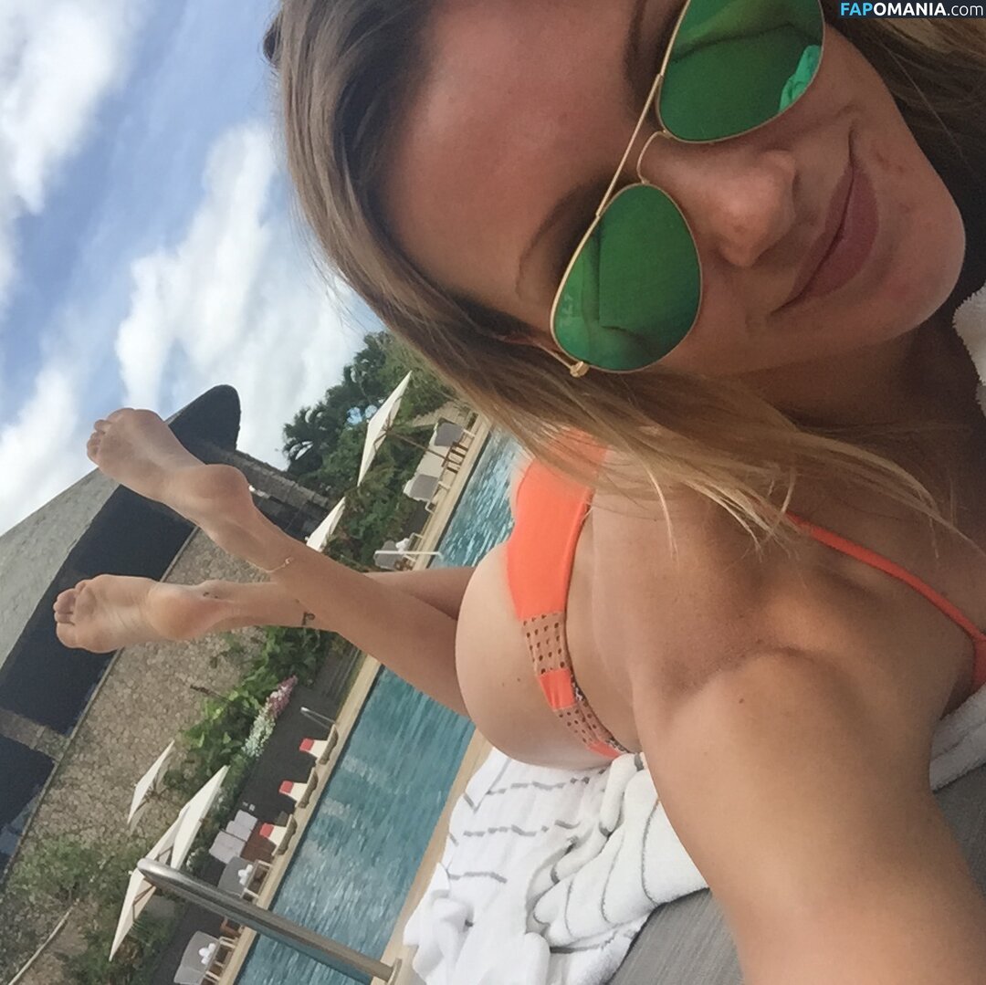 Katie Cassidy Desnudo Foto filtrada #17