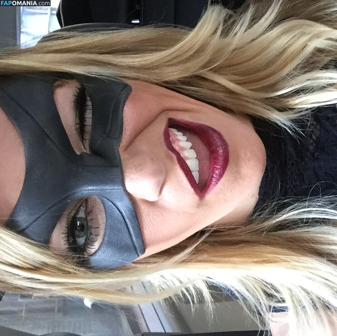 Katie Cassidy Desnudo Foto filtrada #31