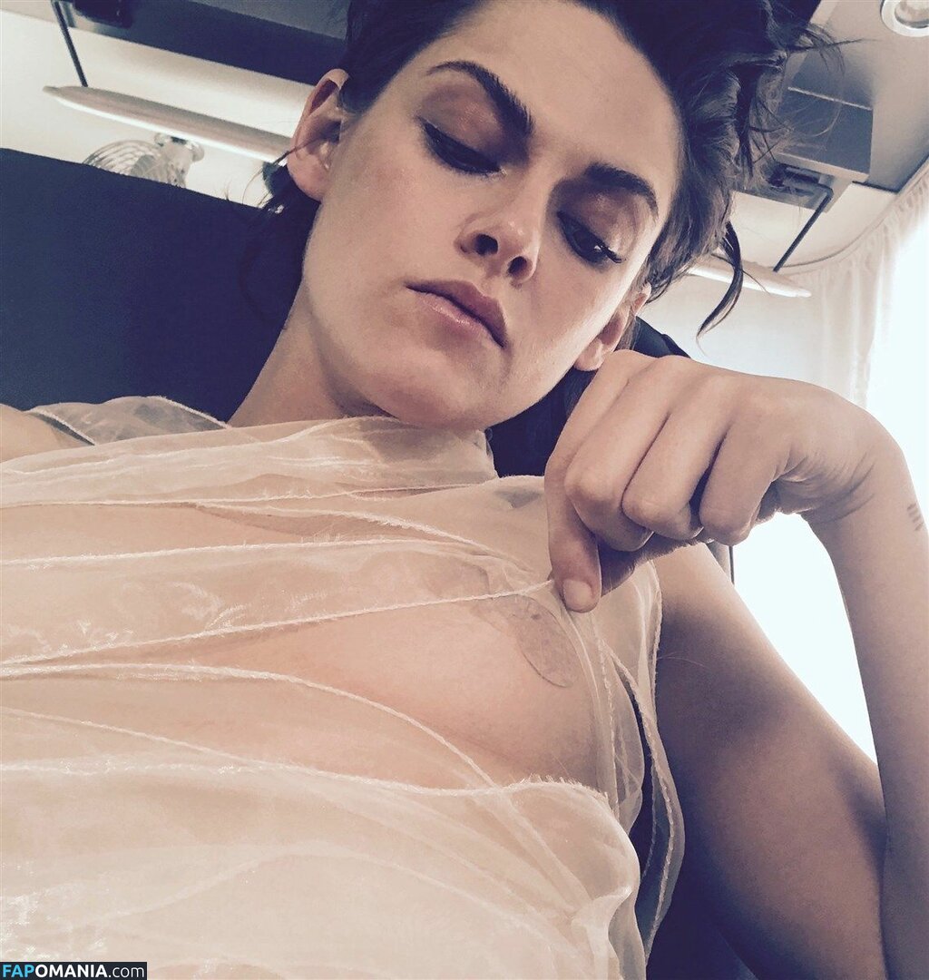 Kristen Stewart Desnudo Foto filtrada #55