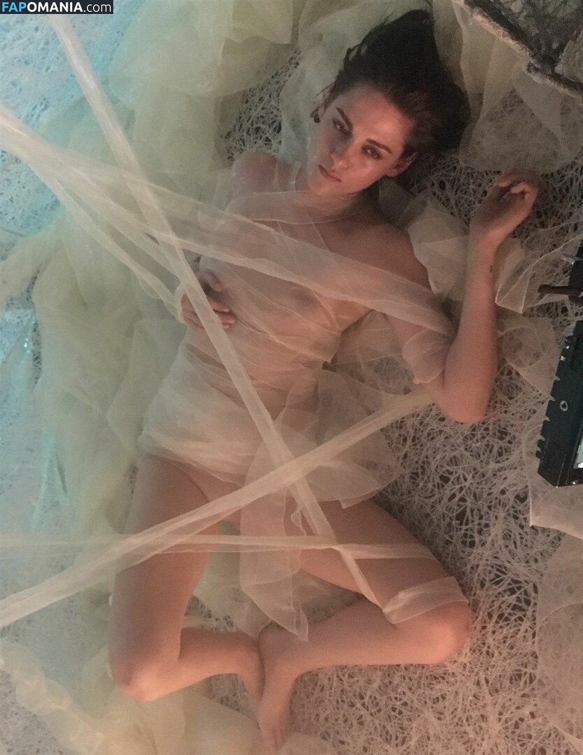 Kristen Stewart Desnudo Foto filtrada #64