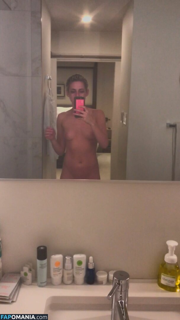 Kristen Stewart Desnudo Foto filtrada #155