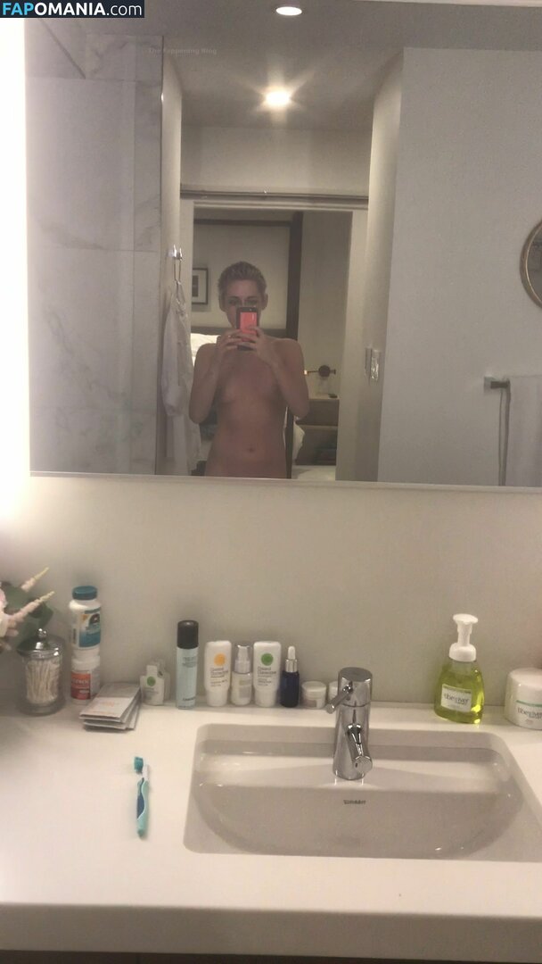 Kristen Stewart Desnudo Foto filtrada #283