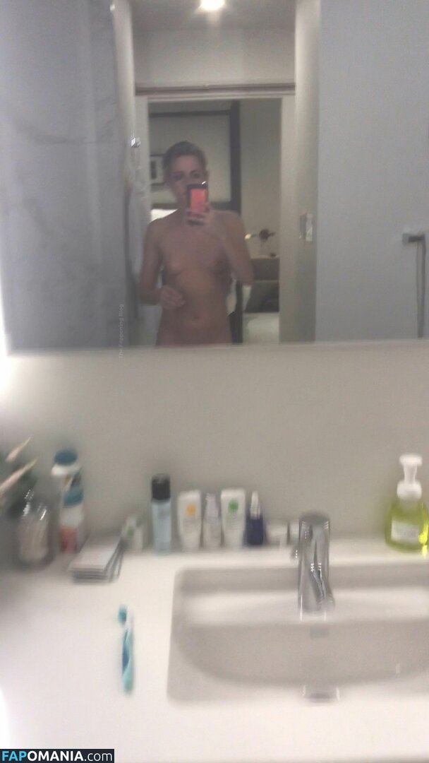Kristen Stewart Desnudo Foto filtrada #286