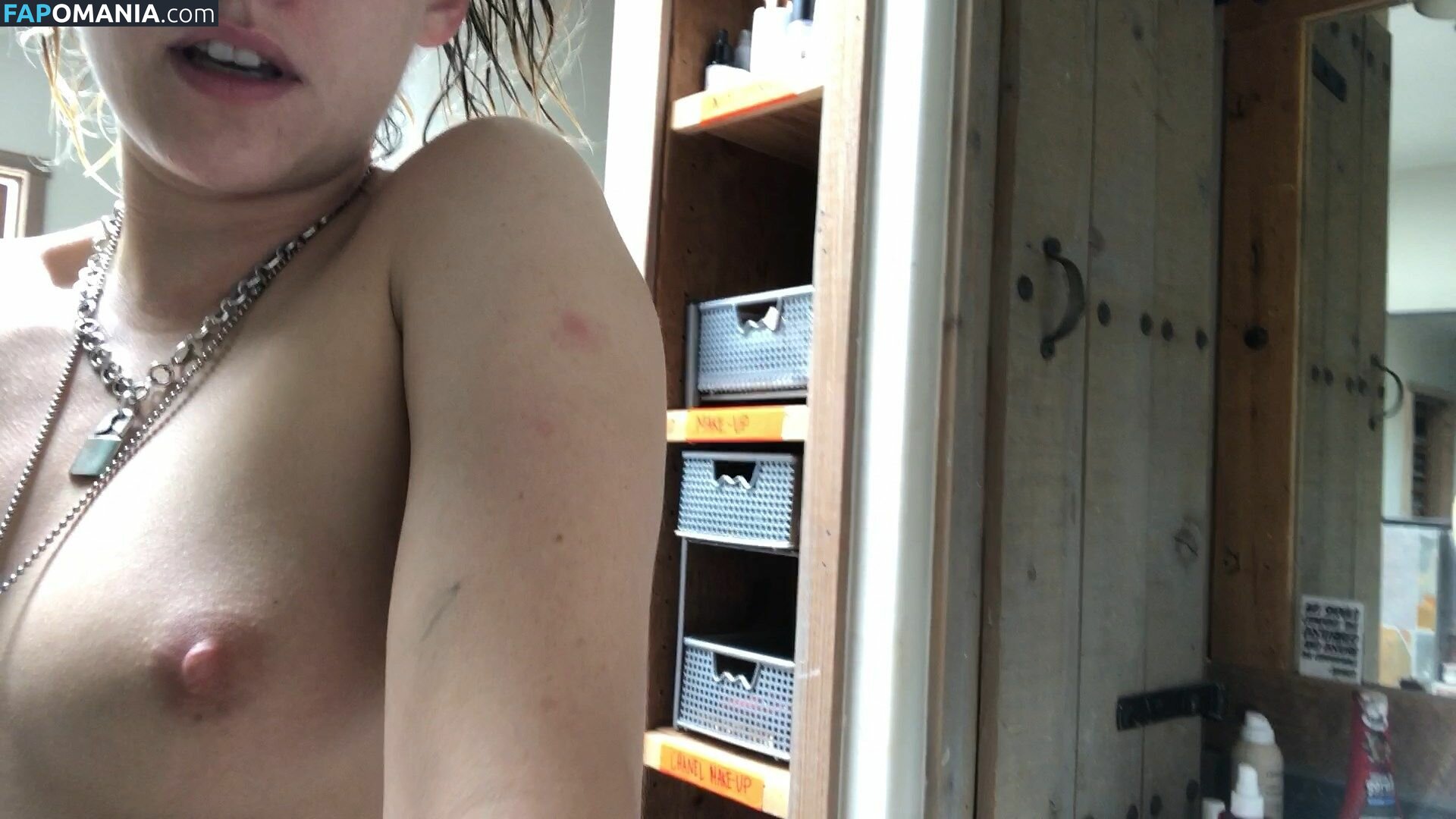 Kristen Stewart Desnudo Foto filtrada #295