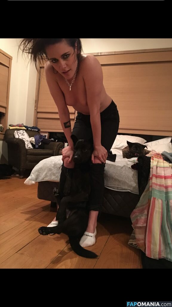Kristen Stewart Desnudo Foto filtrada #323