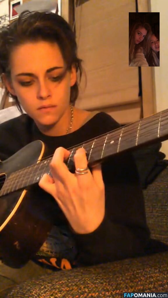 Kristen Stewart Desnudo Foto filtrada #325