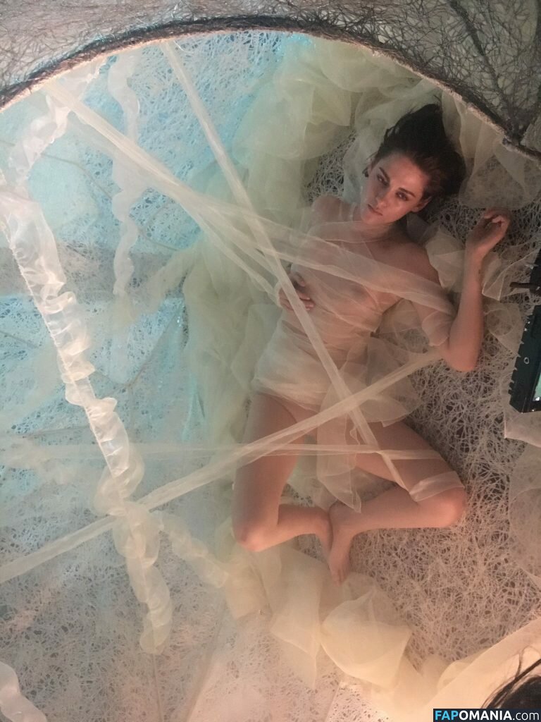 Kristen Stewart Desnudo Foto filtrada #328
