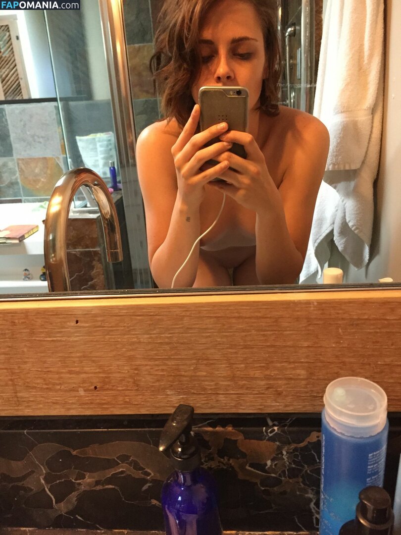 Kristen Stewart Desnudo Foto filtrada #340