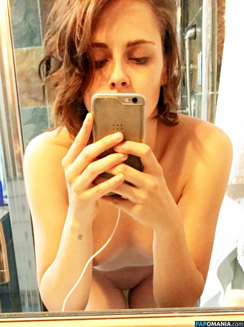 Kristen Stewart Desnudo Foto filtrada #342