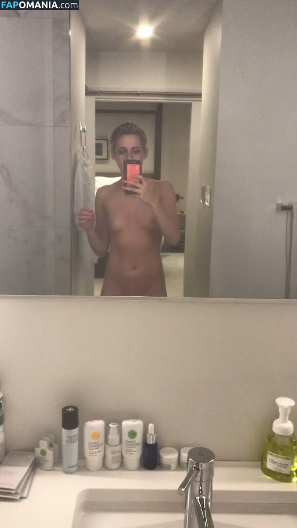 Kristen Stewart Desnudo Foto filtrada #356